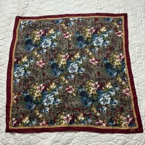 Club 7 Echo Vintage 100% Silk Cottagecore Floral Grandmacore Scarf